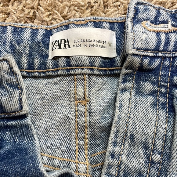 Size 2 Zara shorts - Picture 3 of 3
